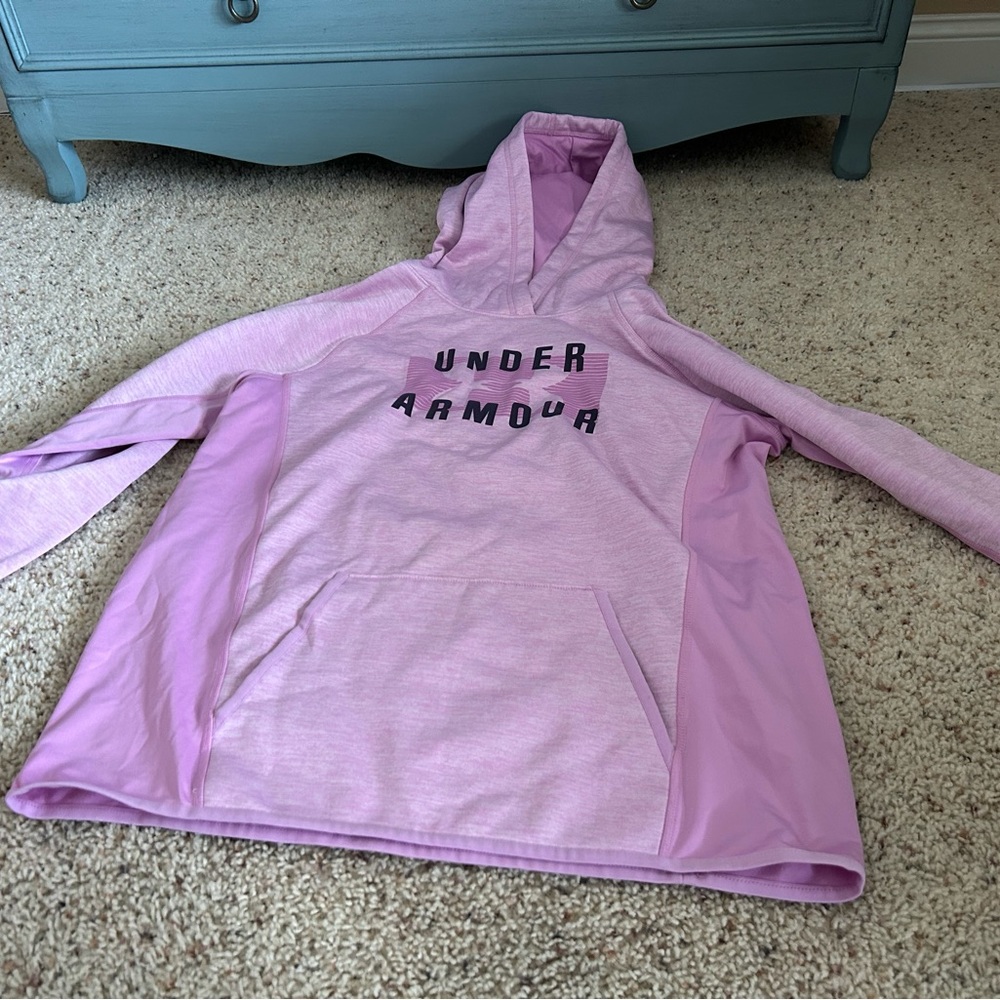 Pink under amour hoddie
